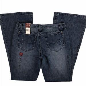 Jones Wear Women’s Wide/Flare Leg Jeans Size 8